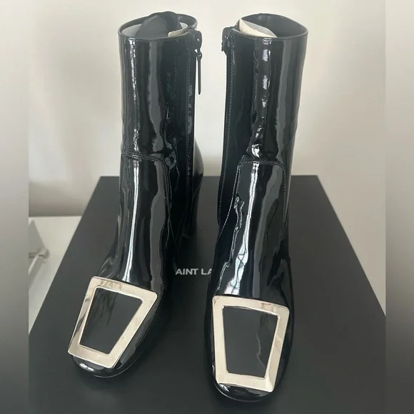 Saint Laurent Black Patent Leather Heeled Ankle Boots - Picture 2 of 9